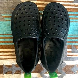 Sanuk Lil Walker Slip-on/Pull-on Shoes size 11